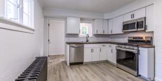 Available August - Renovated 3 Bedroom Home w/ HUGE Back Yard! Gallery 1
