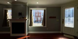 Charming 2Bed/2.5Bath in Washington Vilage - Extra Space in the Basement Gallery 7