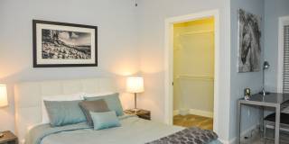 Aqua on 25th Gallery 8