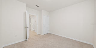 687 GRIFFON Avenue Gallery 23