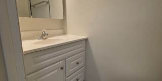 2 Bedroom, 1.5 Bath Townhouse Gallery 3