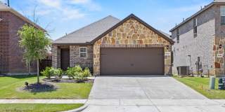 3921 Oak Creek Circle Gallery 1