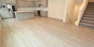 Upscale 2-BR Dual-Suite Condo in Downtown San Jose Gallery 6