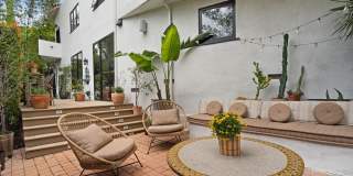 2065 Watsonia Ter Gallery 24