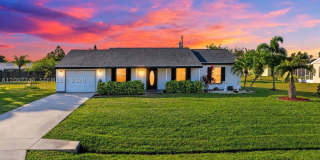 532 SE Whitmore Dr Gallery 1