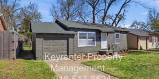 Charming 2 Bed On Riverside! | Immediate Move In Available | Pictures Coming Soon! Gallery 3