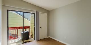 Penthouse level 1bed condo with private balcony Gallery 15