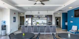 The Square Gallery 13