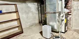 2445 East Huntingdon Street Gallery 12