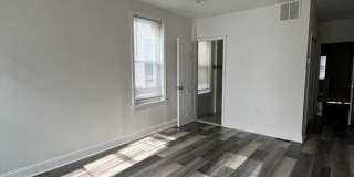 2430 CARPENTER STREET Gallery 15