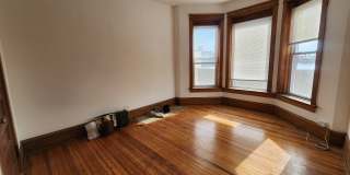 2404 W Superior St Gallery 1