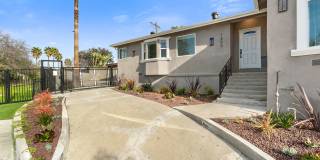 Designer Mid-City/Fairfax House + Studio | Dog Run & Private Orchard | 3-Car Parking Gallery 28