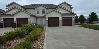 Coming Soon: Well-Maintained 2BR/2.5BA Townhome w/ Garage Gallery 1