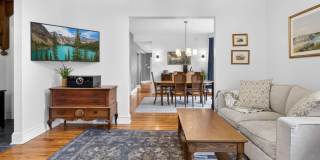 194 Grand Avenue Gallery 6