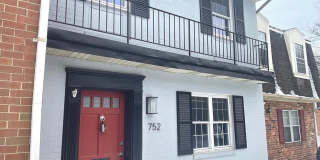 752 COLLEGE Parkway Gallery 1
