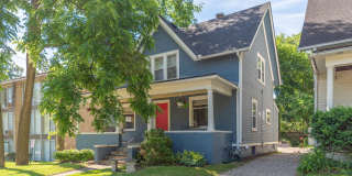 1123 W Huron Street Gallery 59