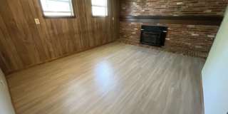 PRE-LEASING Gallery 11