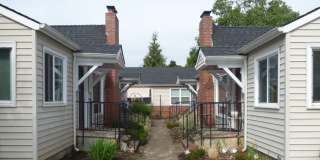 Rent Special: 1/2 Off June's Rent!! 1 bed 1 bath Duplex near Bush Park! Gallery 2