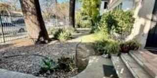 5728 Hazeltine Avenue Gallery 16