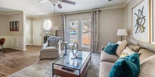 Smoky Crossing Apartment Homes Gallery 35