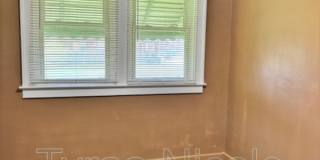 4915 Maplewood Avenue Gallery 15