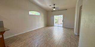 ***MOVE-IN SPECIAL!!!*** 2-Bedroom, 2-Bathroom Townhome located in Henderson, Nevada Gallery 11