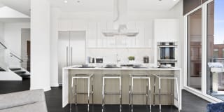 Elevate Lincoln Park Apartments Gallery 23