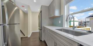 47 Wright Ave. Gallery 6