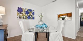 Woodlake Park Apartments Gallery 28
