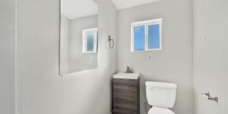 Nice 2 bedroom 2 bath in Chandler! Gallery 6