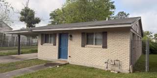 212 Hacker Street Gallery 6