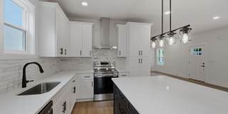 Spacious 5-Bedroom with Fenced Yard & Modern Amenities Gallery 13