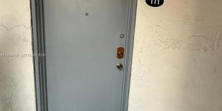 9520 SW 8th St Gallery 1