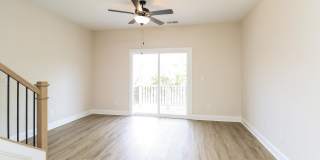 Beautiful 3BR 3.5BA Townhome w/ Full Appliance Kitchen • Garage Parking in West End Gallery 5