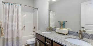 Riverstone Apartments at Long Shoals Gallery 18