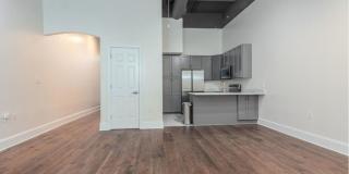 Modern Downtown Memphis Condo with Prime Location Gallery 11