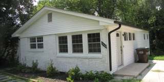 Charming 3 Bedroom, 1 Bathroom Home Charming 3 Bedroom, 1 Bathroom Home Gallery 1