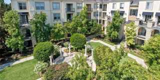 2212 Watermarke Gallery 17