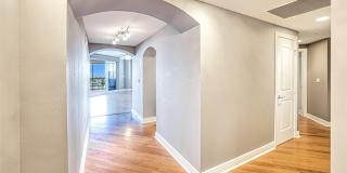 2104 W 1st Street Gallery 12