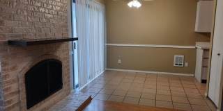 Steilacoom Gardens (HOA), 2 bedroom, 1 bath Townhome Style Condo. $300 off of the 1st full month rent! Steilacoom Gardens (HOA), 2 bedroom, 1 bath Townhome Style Condo. $300 off of the 1st full month rent! Gallery 5