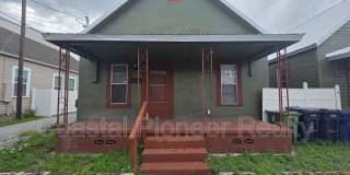 2010 N Howard Ave Gallery 3