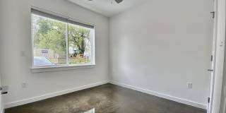 1219 Bainbridge St Gallery 11