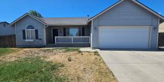 3 Bedroom Home with Outdoor Space Gallery 1