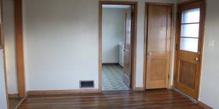 907 North Grant Street Gallery 4