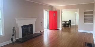 5BR/2.5 Bath in Prime 12 South | Park-Facing | Two Sunrooms | Walkable Luxury Living Gallery 12