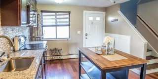 66 Girard Avenue unit: 215 Gallery 28
