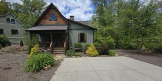 Modern 3BR/2BA Home in Prestigious Neighborhood – Near WCU! Fully Furnished! Gallery 1