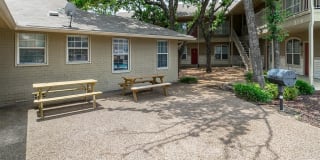 Residences at Holly Oaks Gallery 16