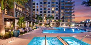 Manor Biscayne Gallery 29