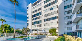17352 W Sunset Blvd unit: 301 Gallery 20